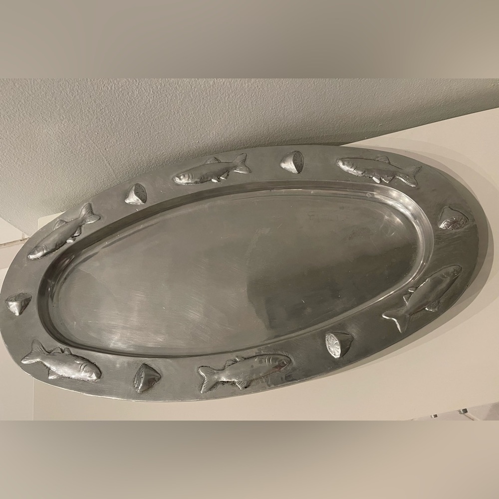 Mariposa 25” Fish & Lemon Oval Platter